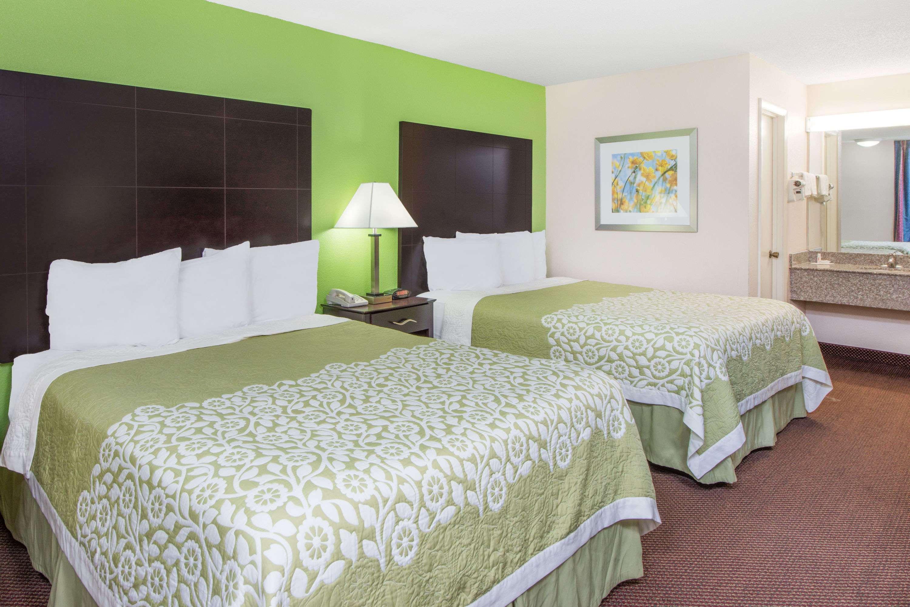 Days Inn By Wyndham Calvert City - Paducah East Extérieur photo