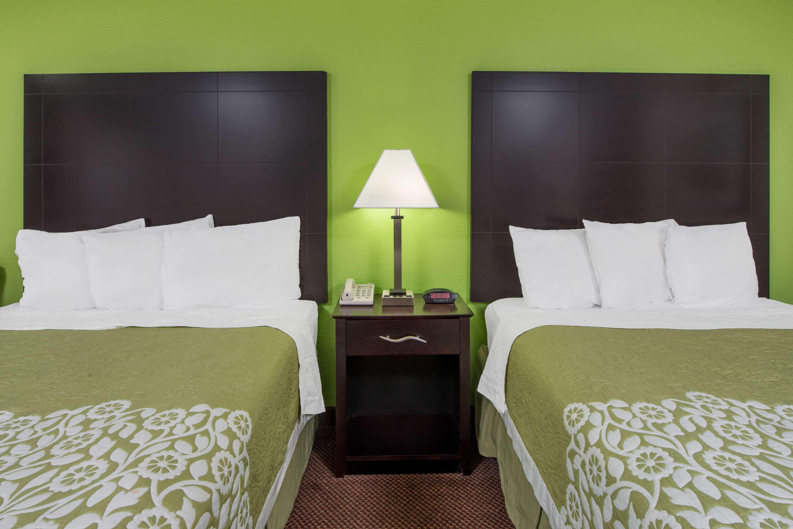 Days Inn By Wyndham Calvert City - Paducah East Extérieur photo